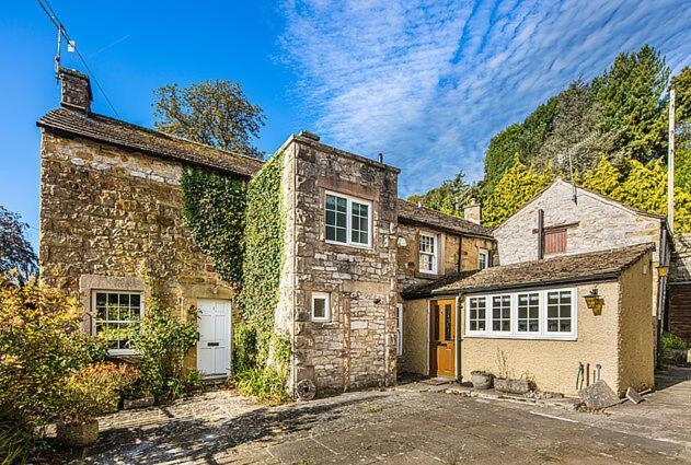 The Artists Loft - A Superb Cottage Sensitively Converted From A Grade II Listed 17Th Century Building Bakewell Eksteriør bilde