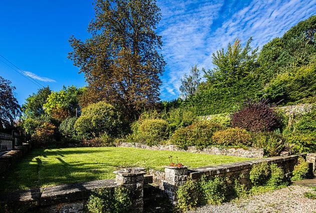 The Artists Loft - A Superb Cottage Sensitively Converted From A Grade II Listed 17Th Century Building Bakewell Eksteriør bilde